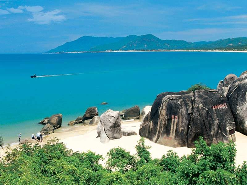 北海银滩•海南天涯海角•海上观音•亚龙湾•千古情4天3晚游[享玩千古情]