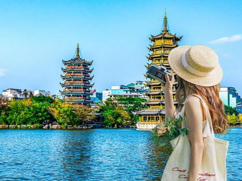 桂林象鼻山•全景大漓江•遇龙河双人筏•银子岩•世外桃源 4天3晚游【纯净三